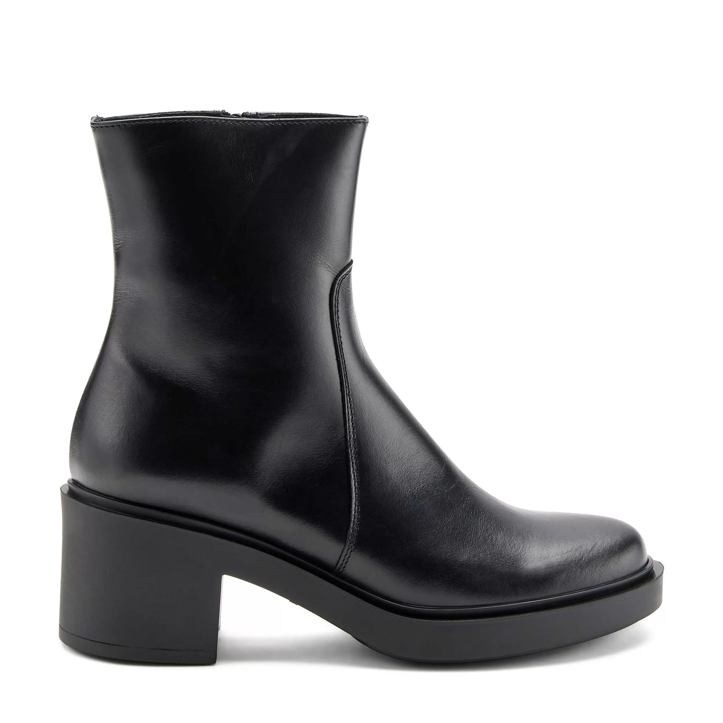 Frau Stiefelette Aus Leder In Color-Blocking-Optik-Damen Stiefel & Stiefeletten